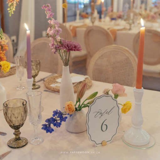 Wavy Oval Table Number ⋆ Papermoon